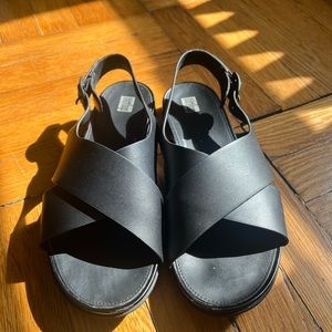 Fit Flop Gracie Criss Cross Sandals, 8.5